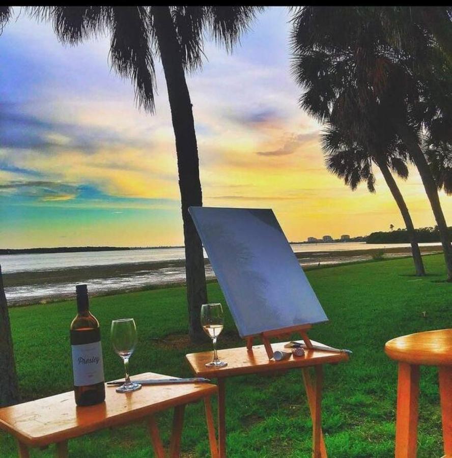 Wine-Dine-Sunshine Cozy Flat In The Heart Of Dtsp Vila São Petersburgo Exterior foto
