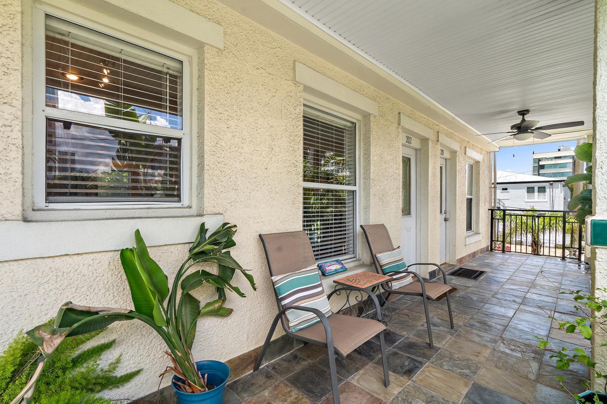Wine-Dine-Sunshine Cozy Flat In The Heart Of Dtsp Vila São Petersburgo Exterior foto