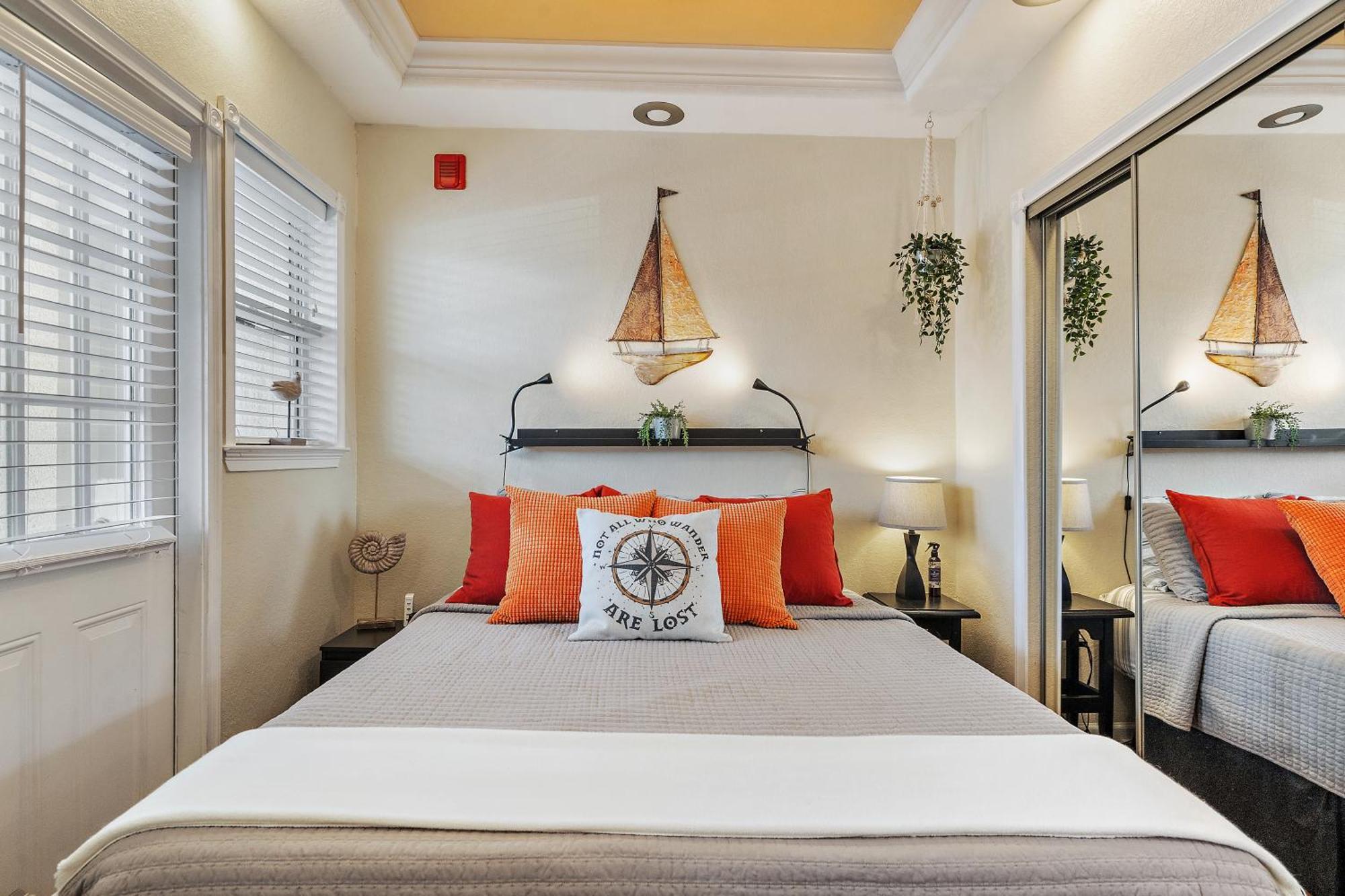 Wine-Dine-Sunshine Cozy Flat In The Heart Of Dtsp Vila São Petersburgo Exterior foto