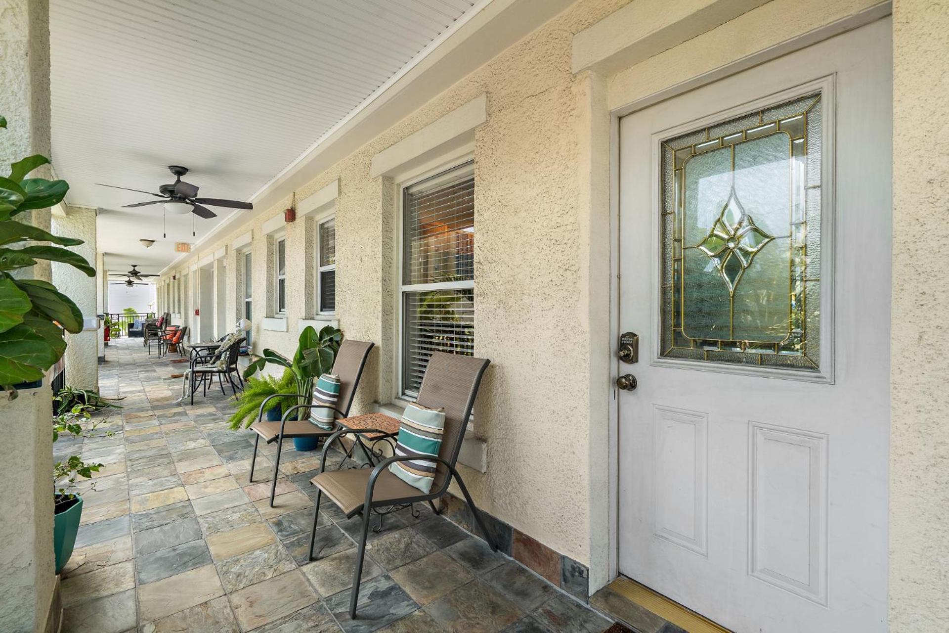 Wine-Dine-Sunshine Cozy Flat In The Heart Of Dtsp Vila São Petersburgo Exterior foto